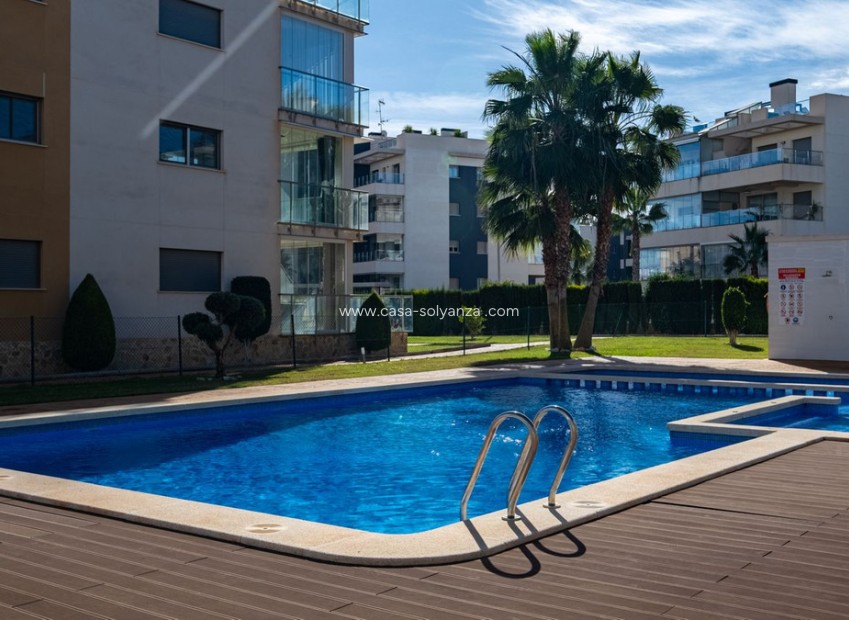 Resale - Apartment / flat - Orihuela - Villamartin