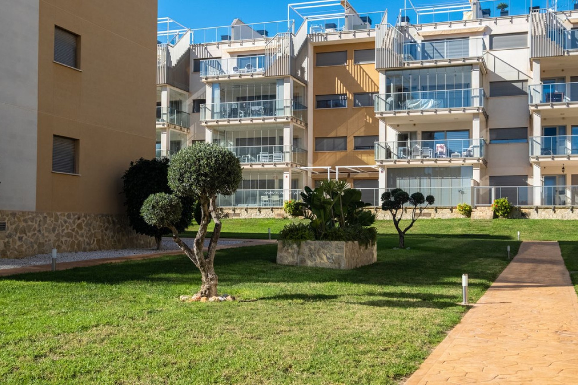 Resale - Apartment / flat - Orihuela - Villamartin