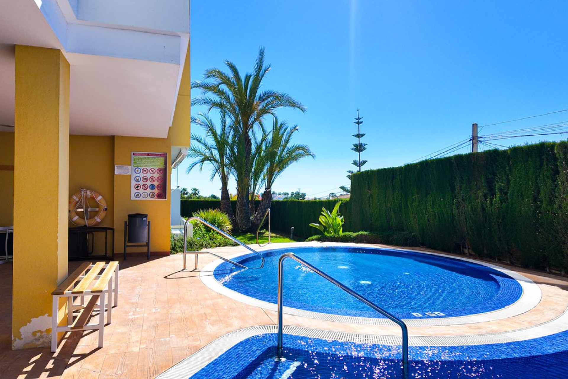 Resale - Apartment / flat - Orihuela - Villamartin