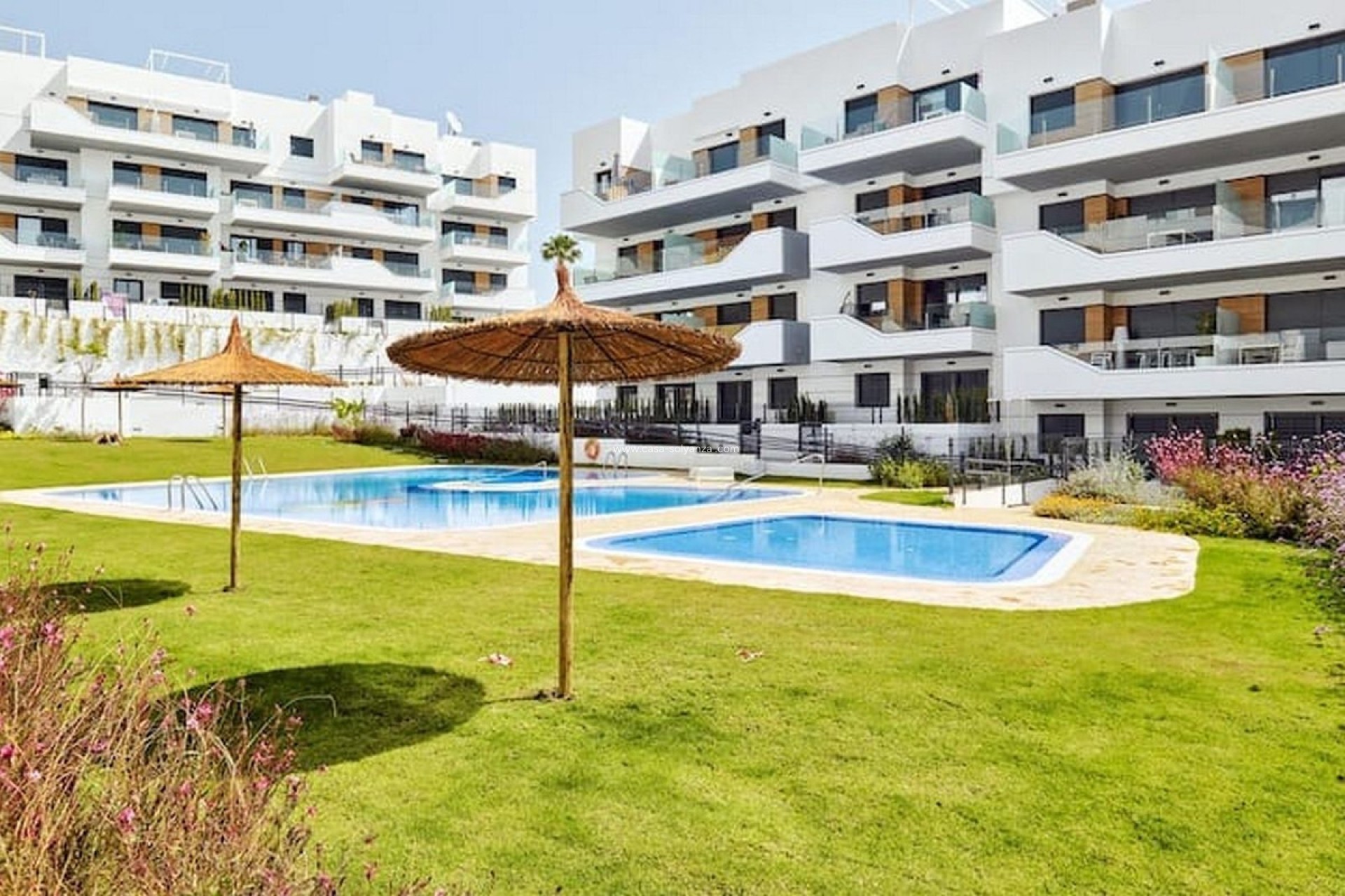 Resale - Apartment / flat - Orihuela - Villamartin