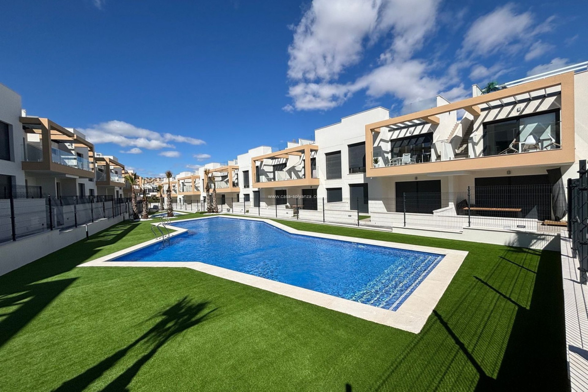 Resale - Apartment / flat - Orihuela - Villamartin