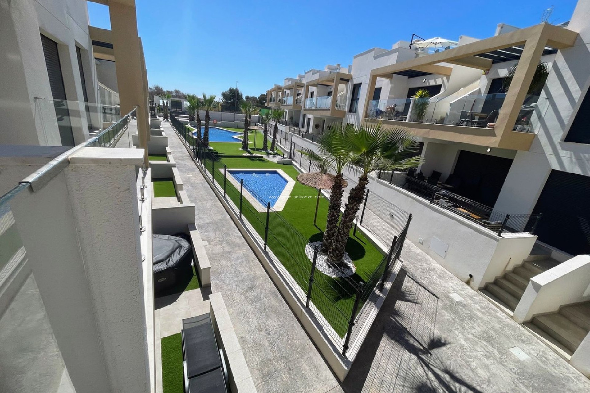 Resale - Apartment / flat - Orihuela - Villamartin