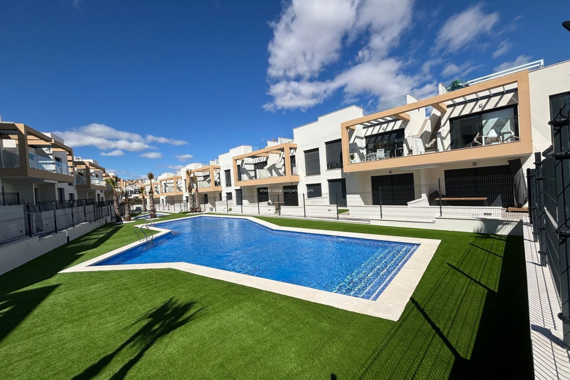 Resale - Apartment / flat - Orihuela - Villamartin
