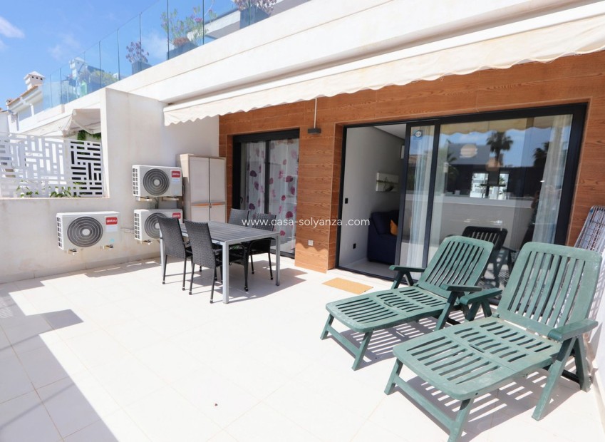 Resale - Apartment / flat - Orihuela - Villamartin