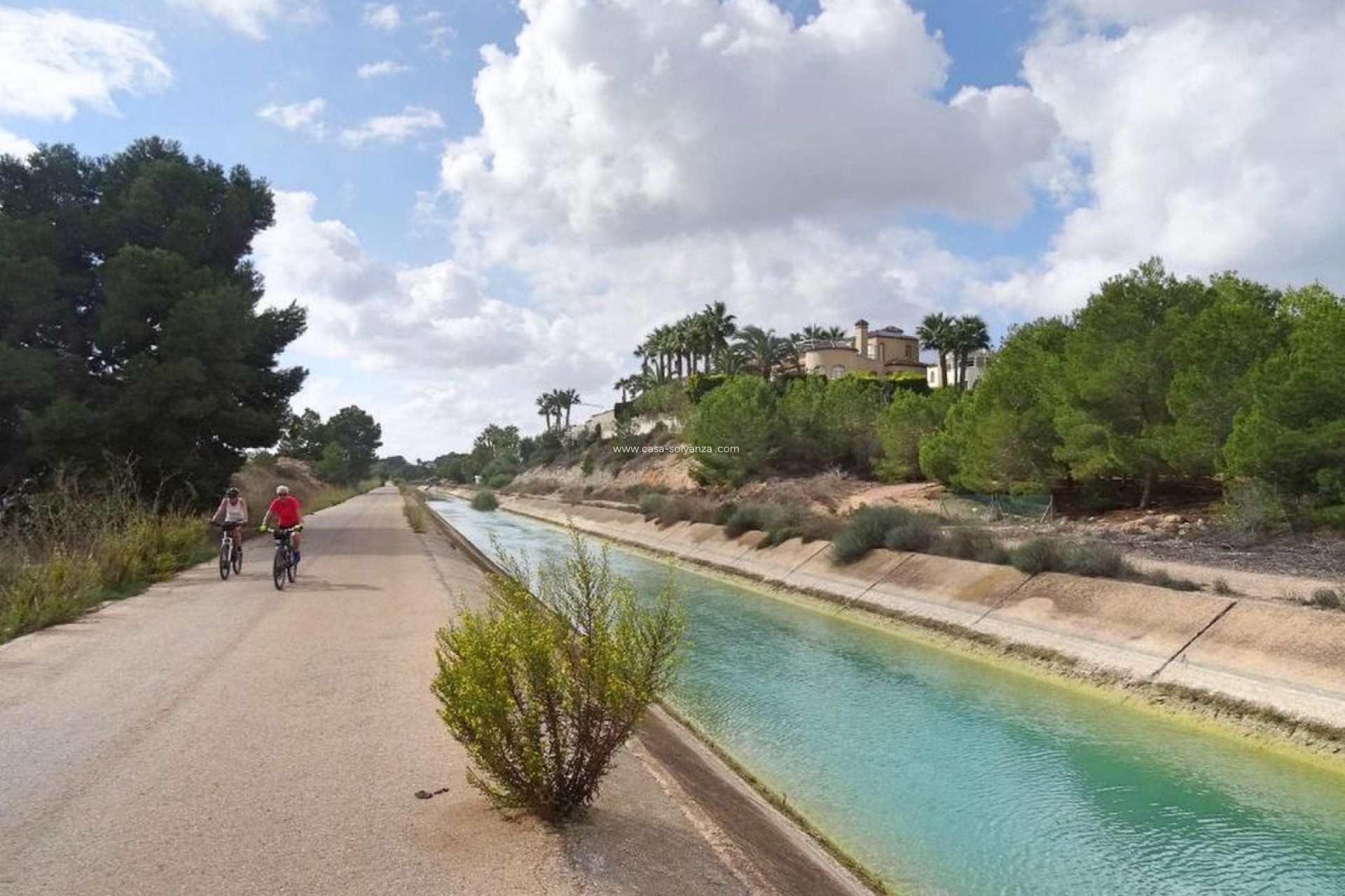 Resale - Apartment / flat - Orihuela - Villamartin
