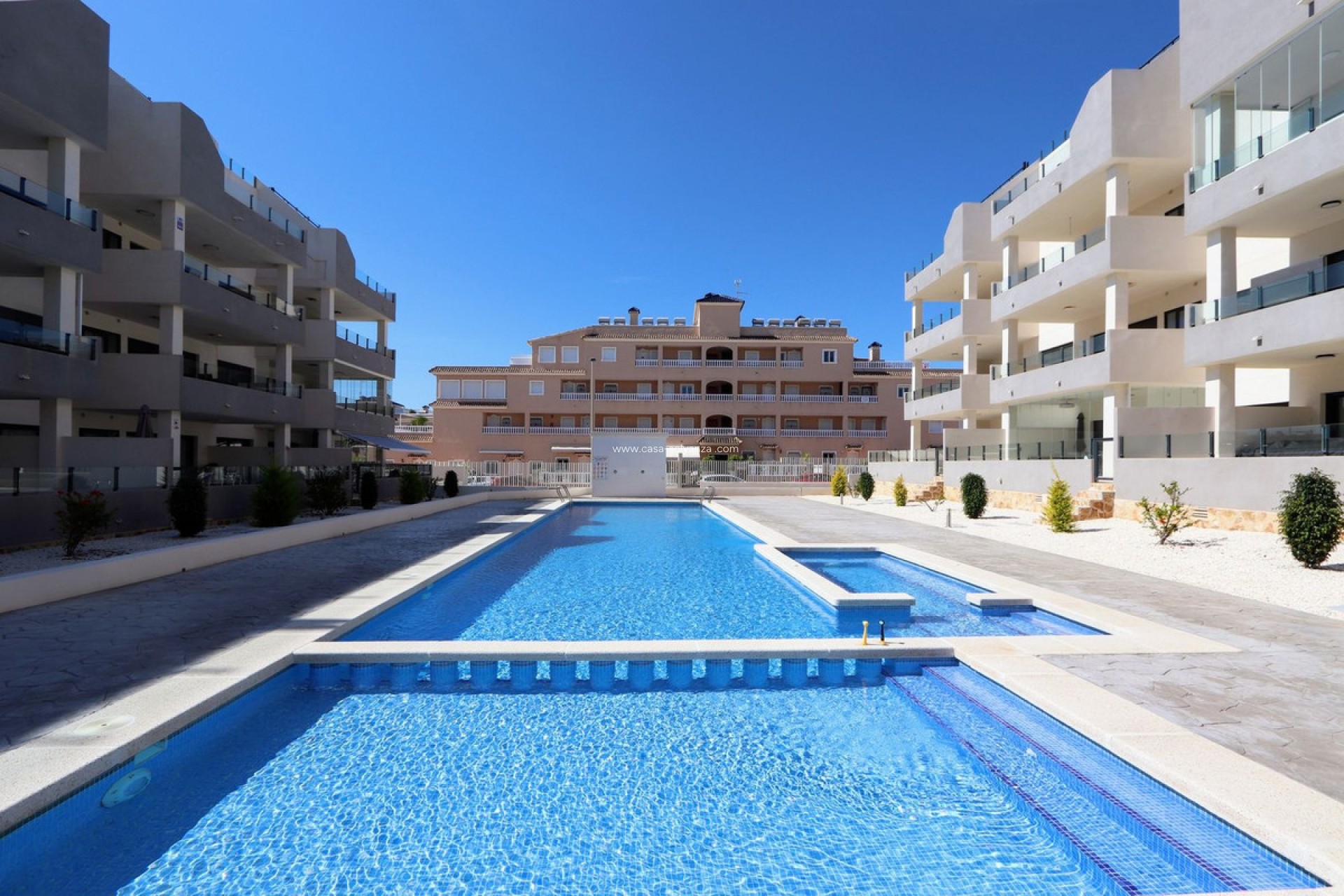 Resale - Apartment / flat - Orihuela - Villamartin