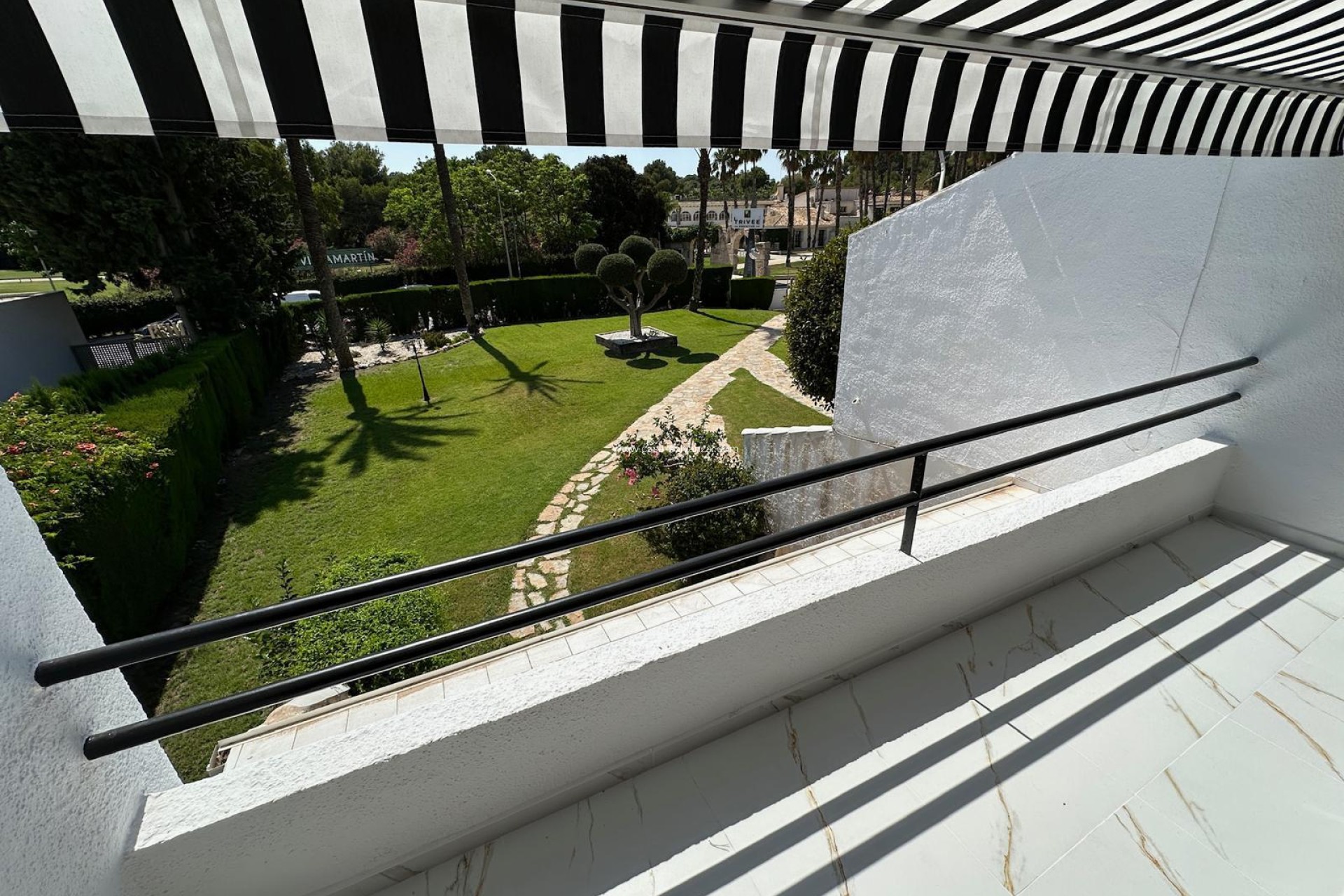 Resale - Apartment / flat - Orihuela - Villamartin
