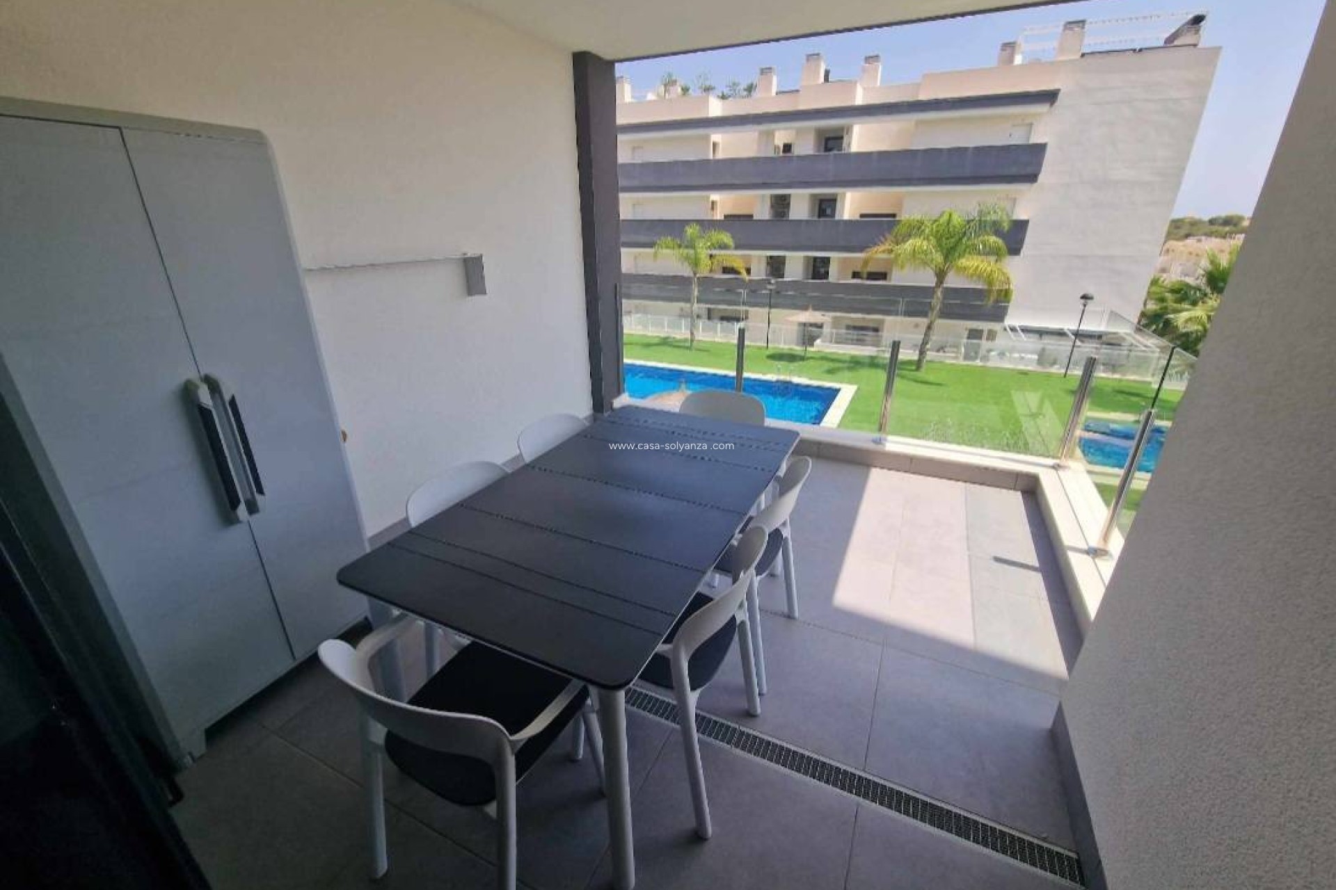 Resale - Apartment / flat - Orihuela - Villamartin
