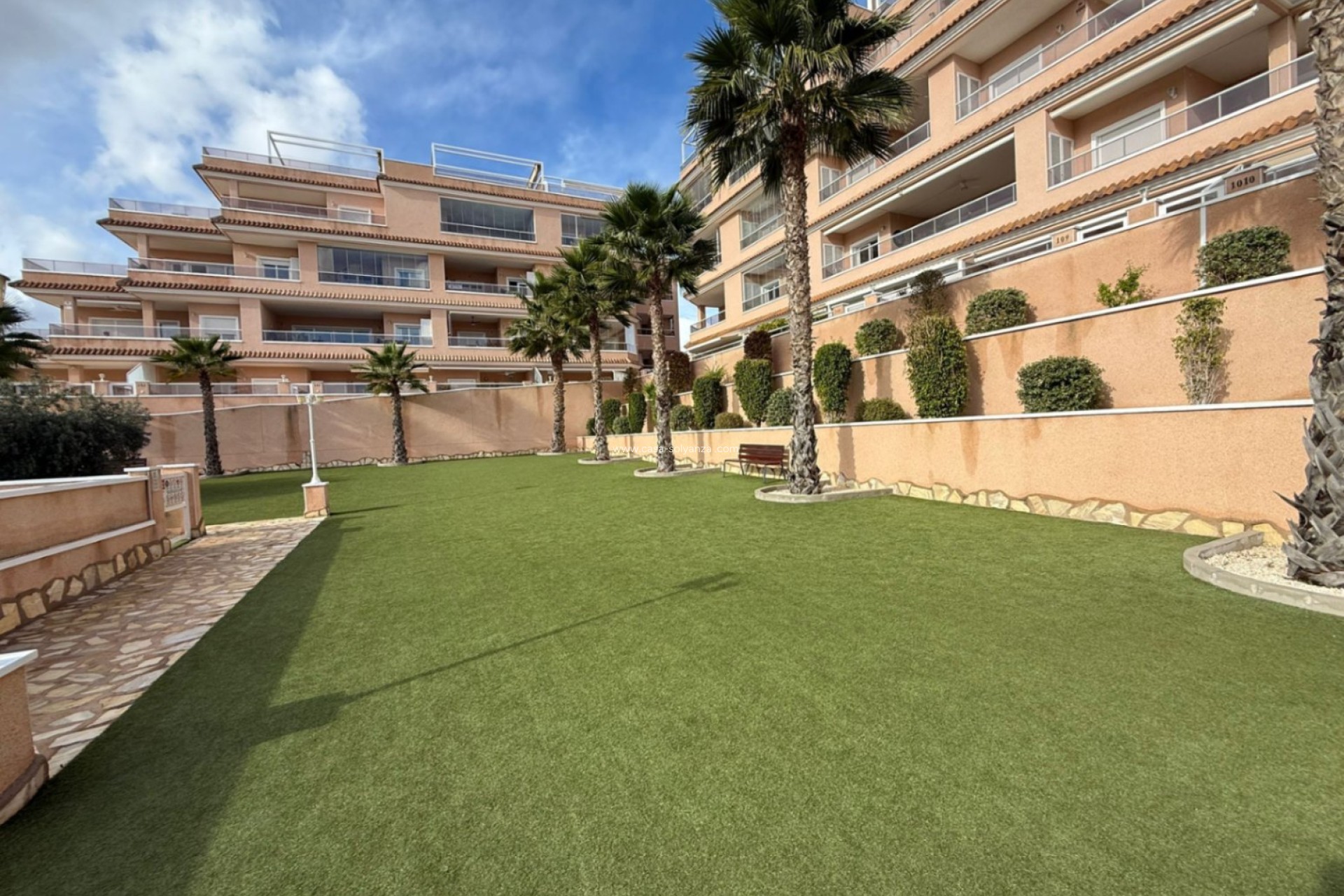 Resale - Apartment / flat - Orihuela - Villamartin
