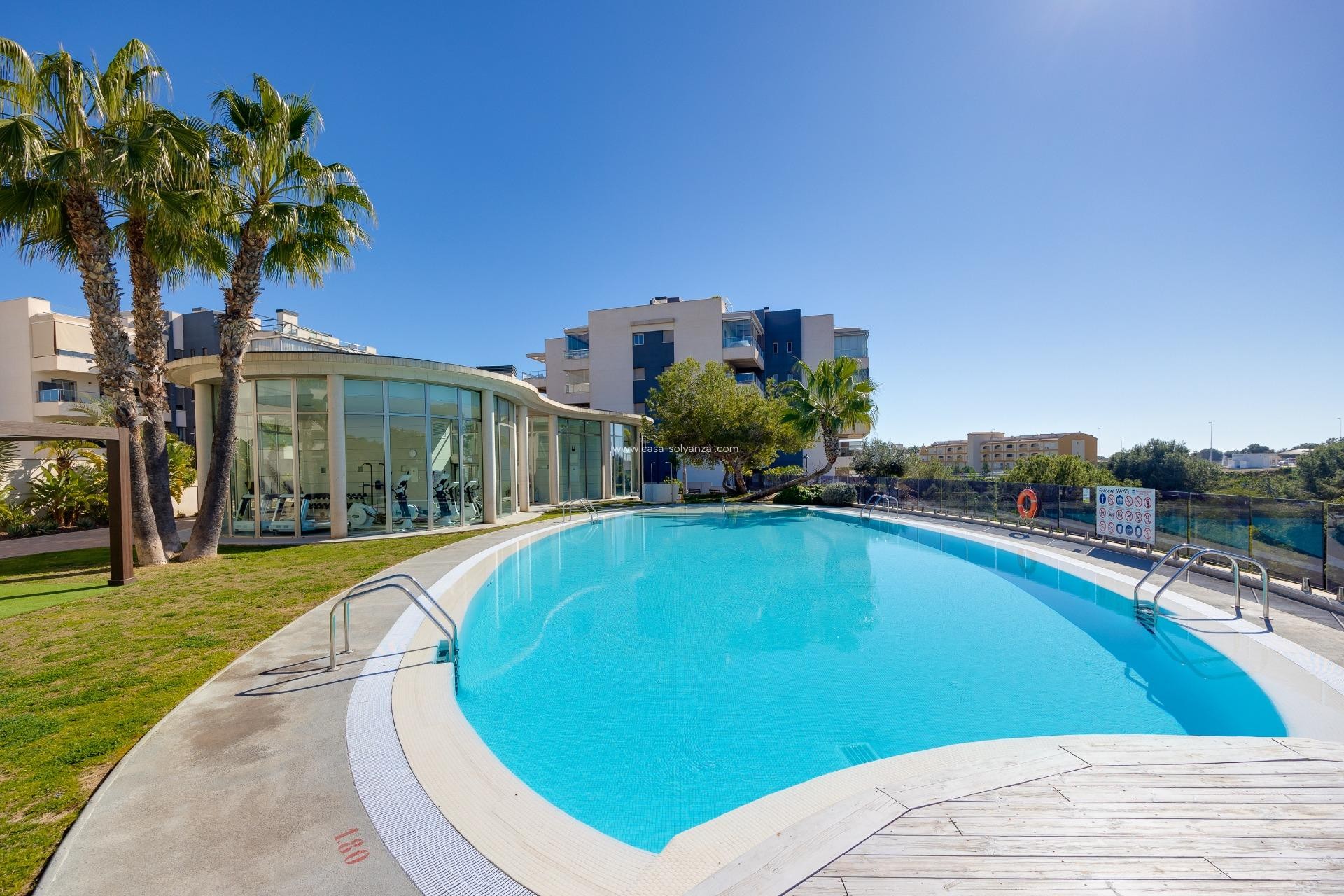 Resale - Apartment / flat - Orihuela - Villamartin