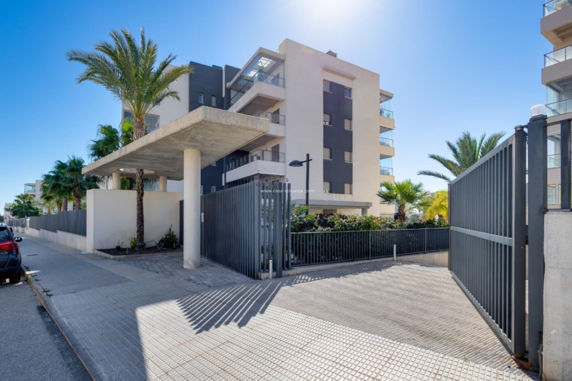Resale - Apartment / flat - Orihuela - Villamartin
