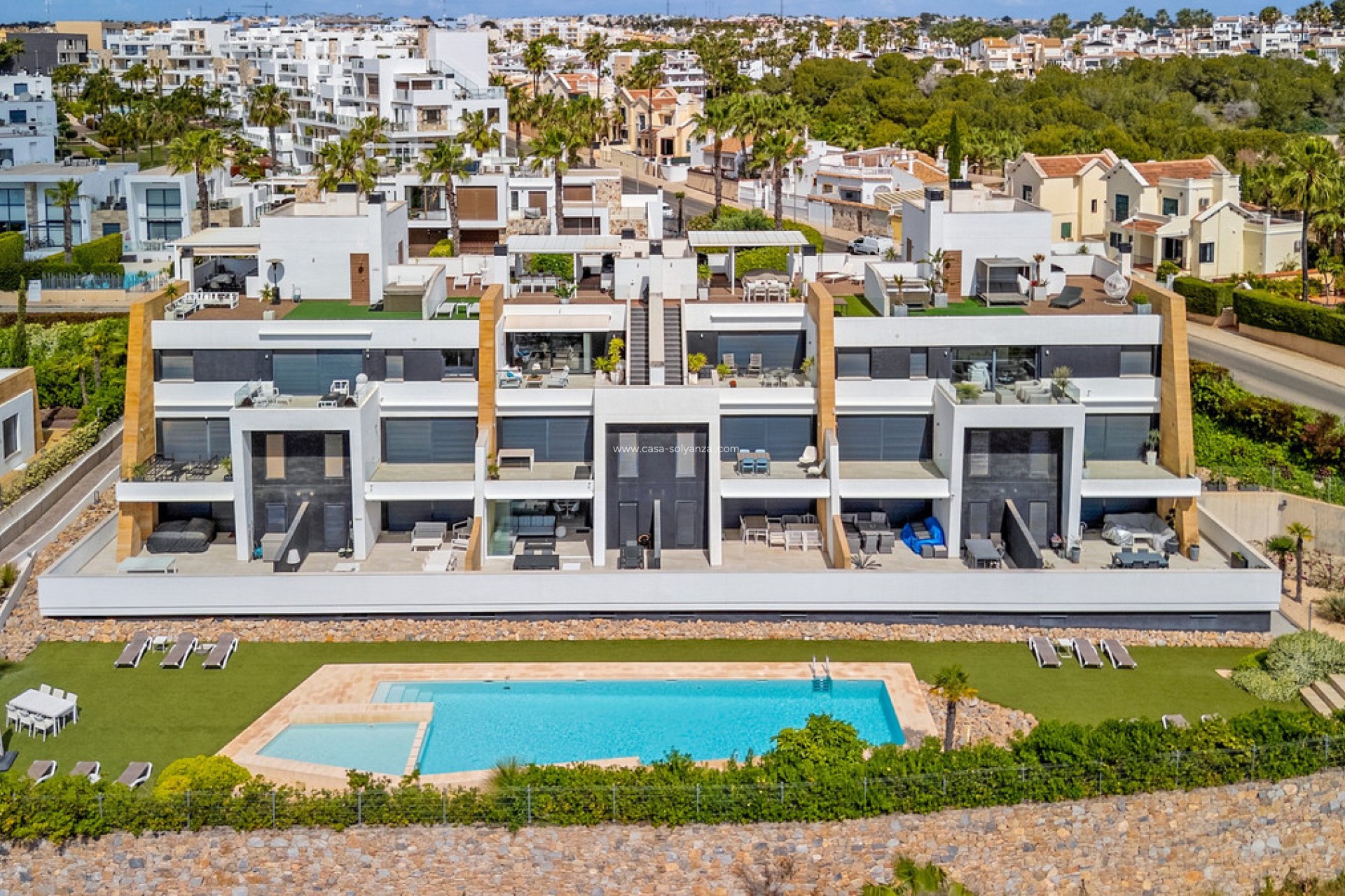 Resale - Apartment / flat - Orihuela - Villamartin