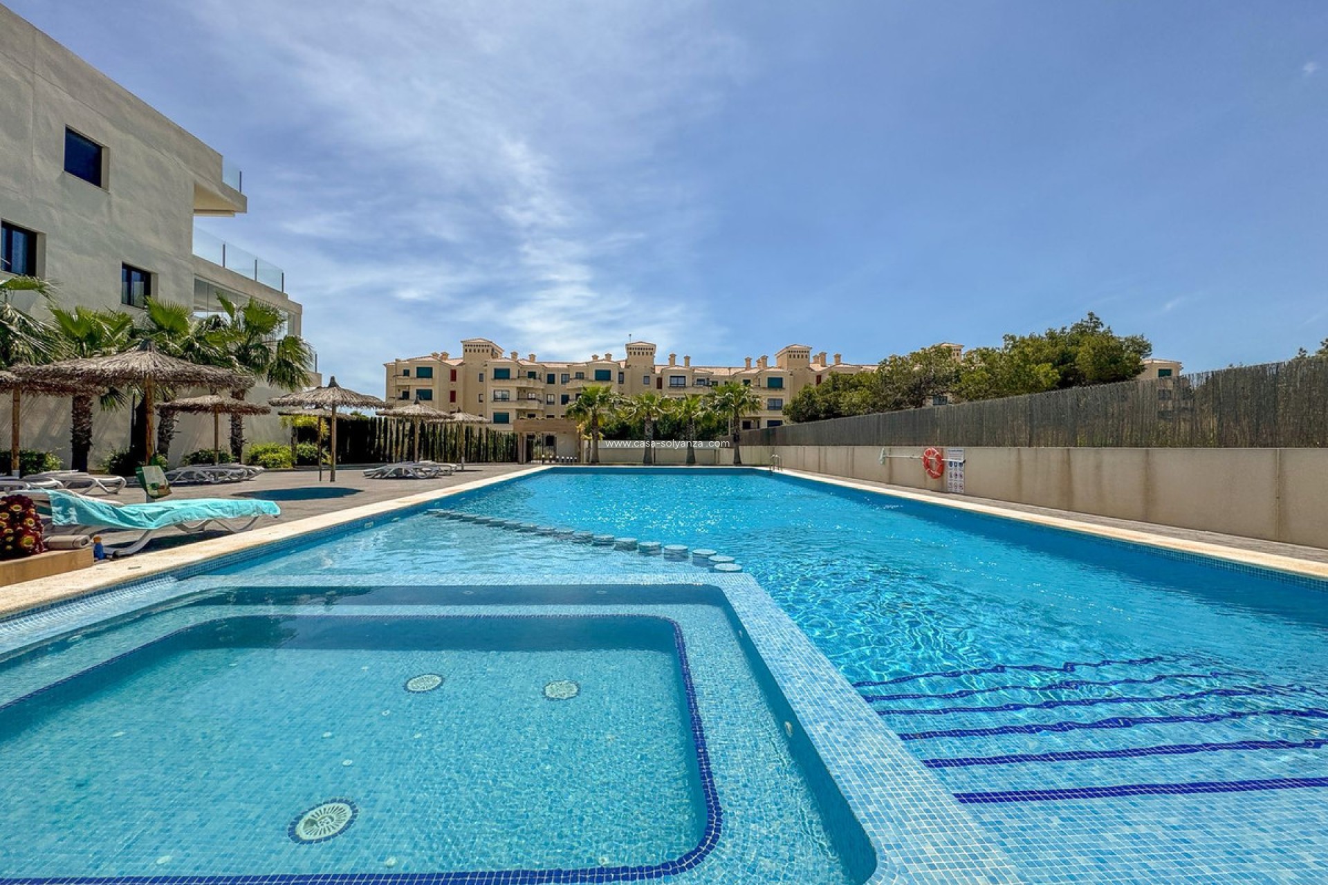 Resale - Apartment / flat - Orihuela - Villamartin