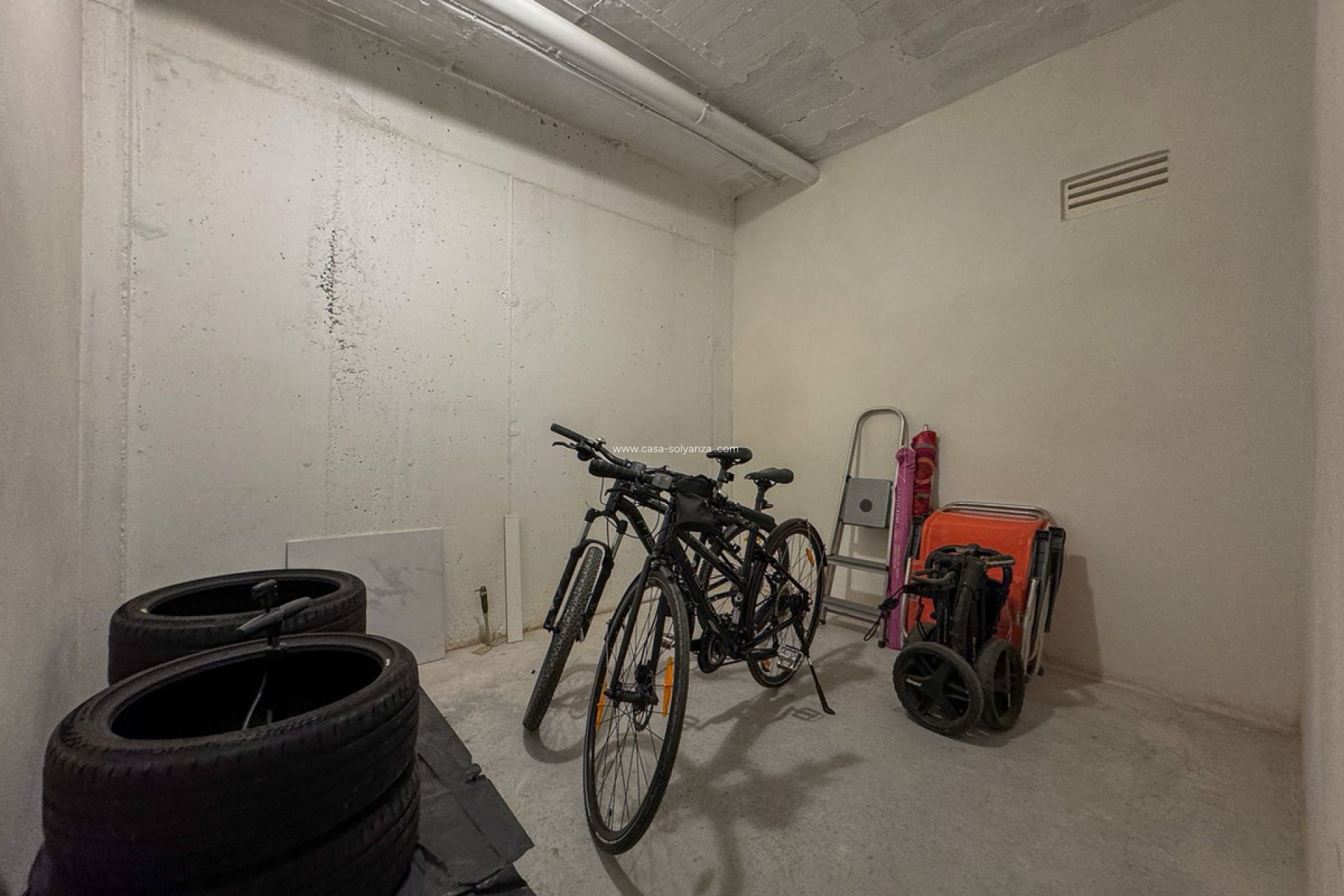 Resale - Apartment / flat - Orihuela - Villamartin
