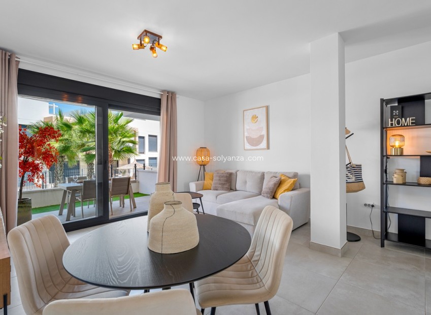 Resale - Apartment / flat - Orihuela - Villamartin