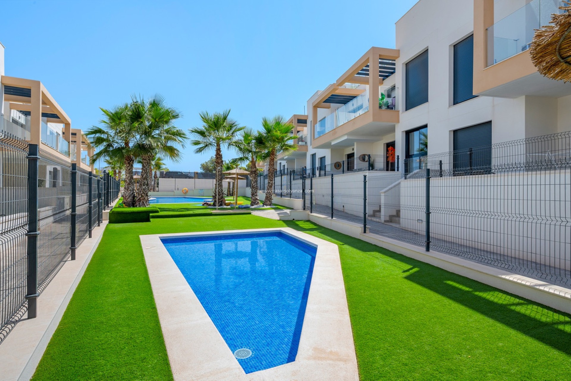 Resale - Apartment / flat - Orihuela - Villamartin