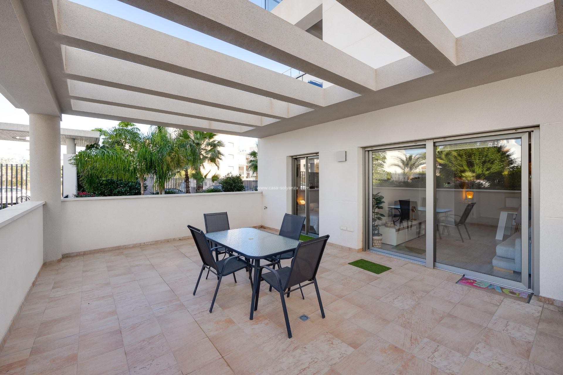 Resale - Apartment / flat - Orihuela - Villamartin