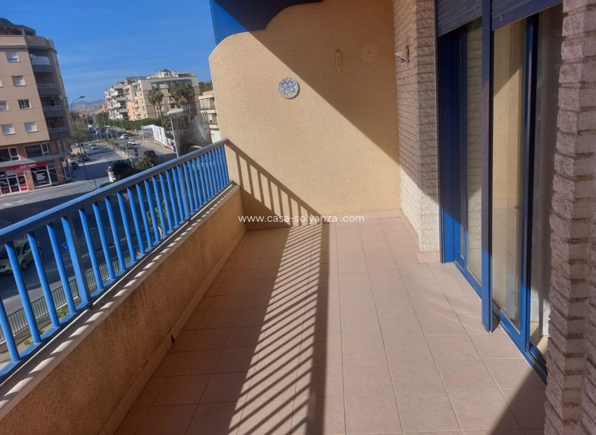 Resale - Apartment / flat - Orihuela - Zona Centro