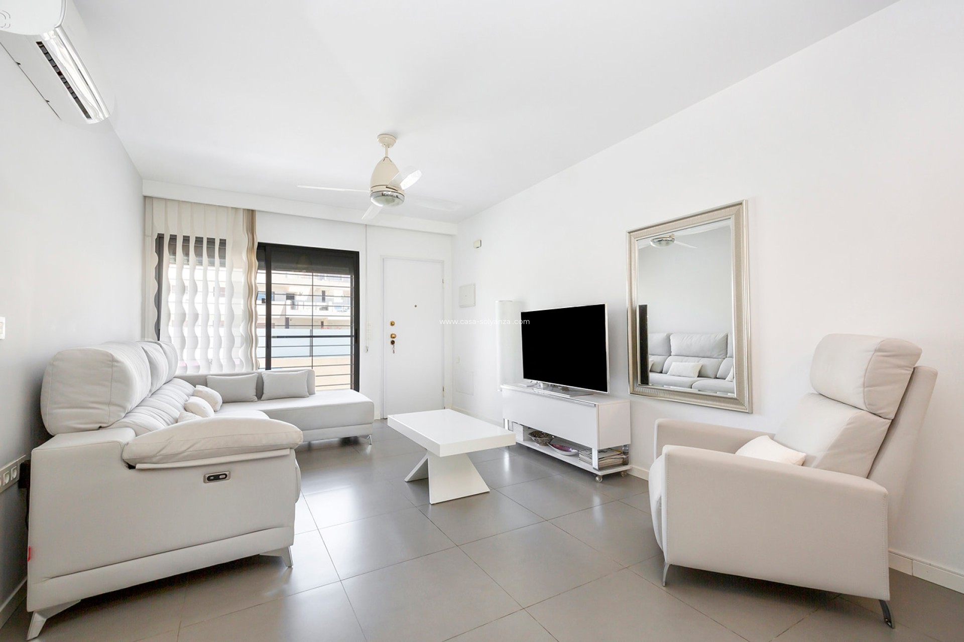 Resale - Apartment / flat - Pilar de la Horadada - Costa Blanca