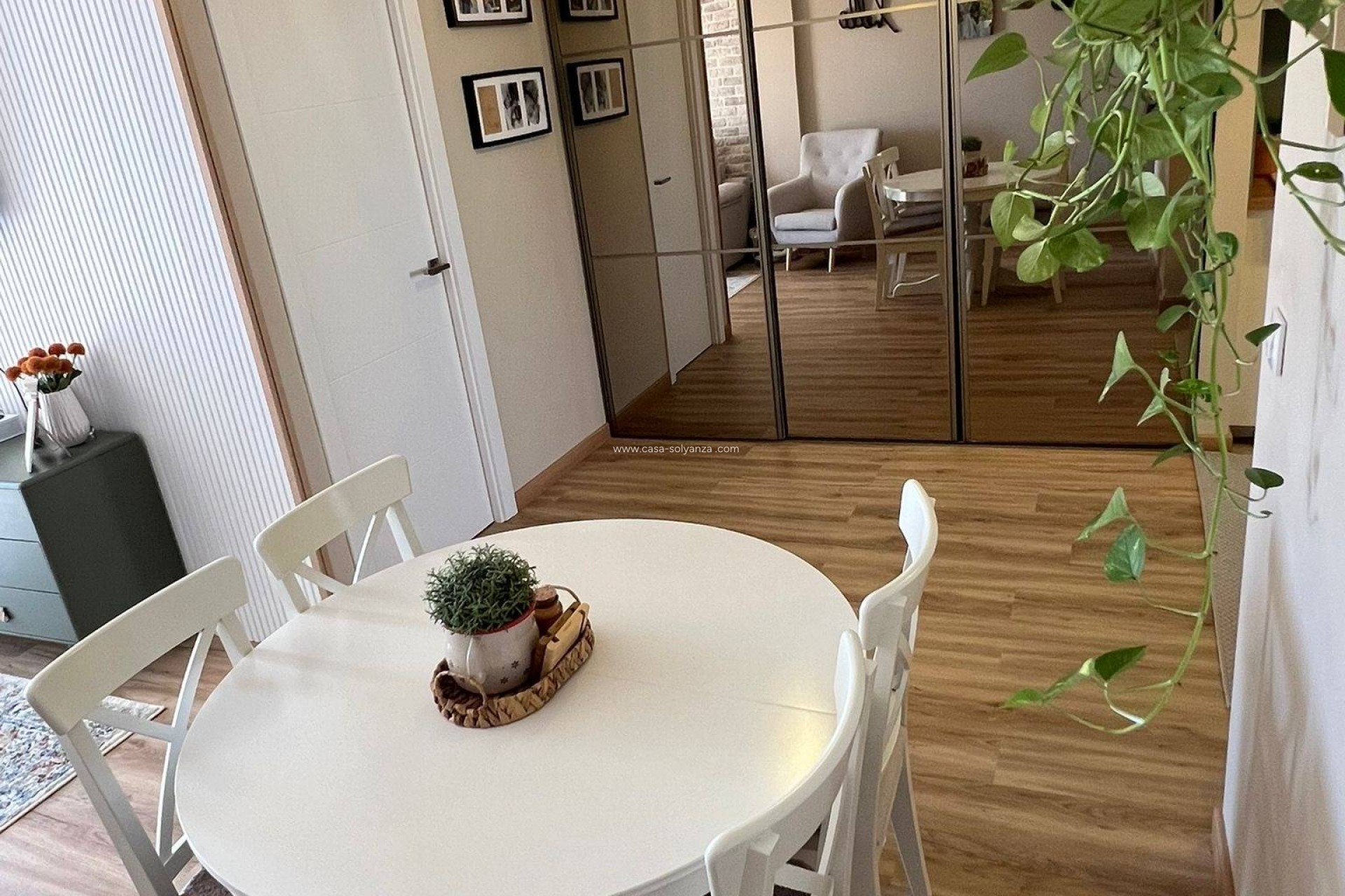 Resale - Apartment / flat - Pilar de la Horadada - La Torre De La Horadada