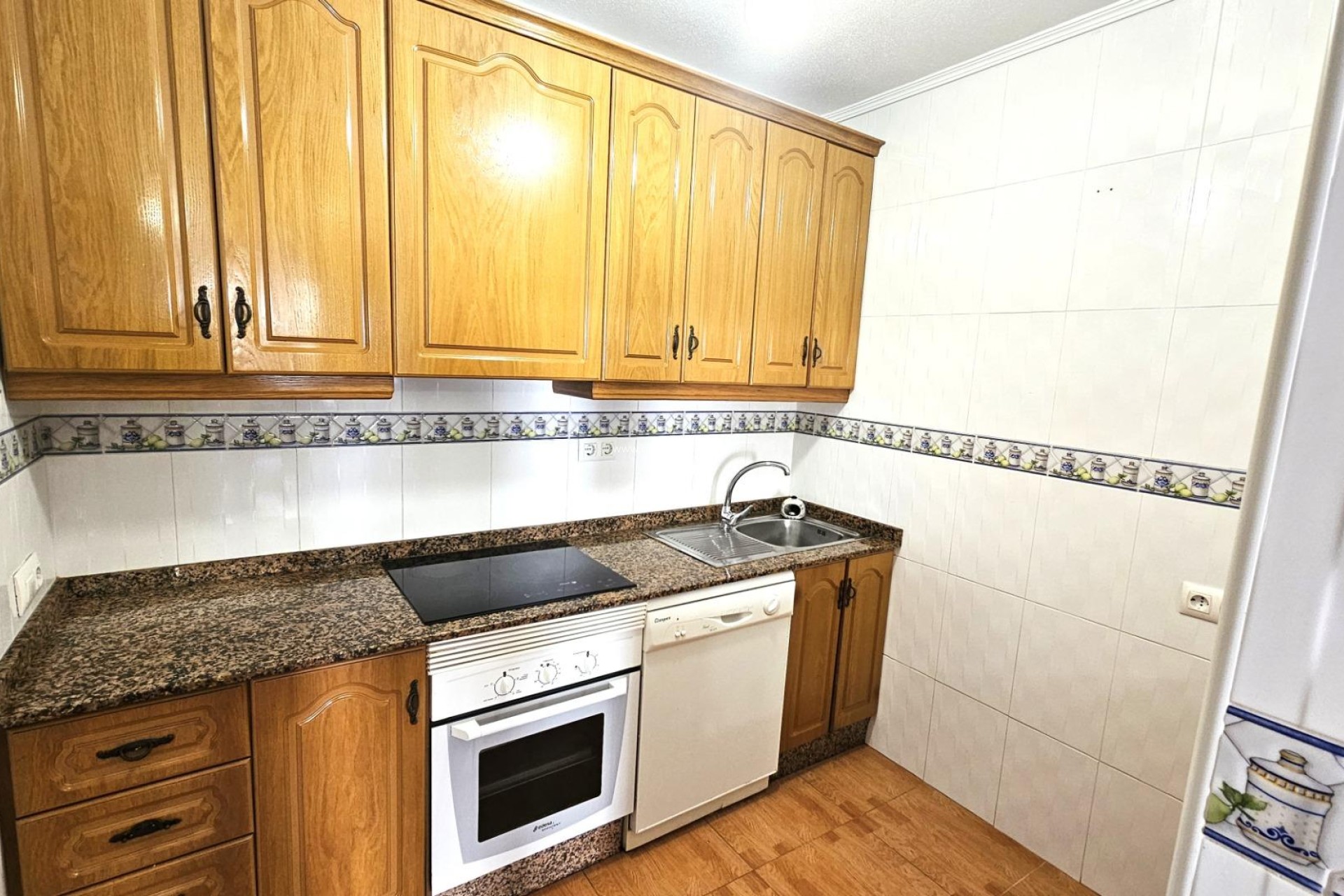 Resale - Apartment / flat - Pilar de la Horadada - La Torre De La Horadada