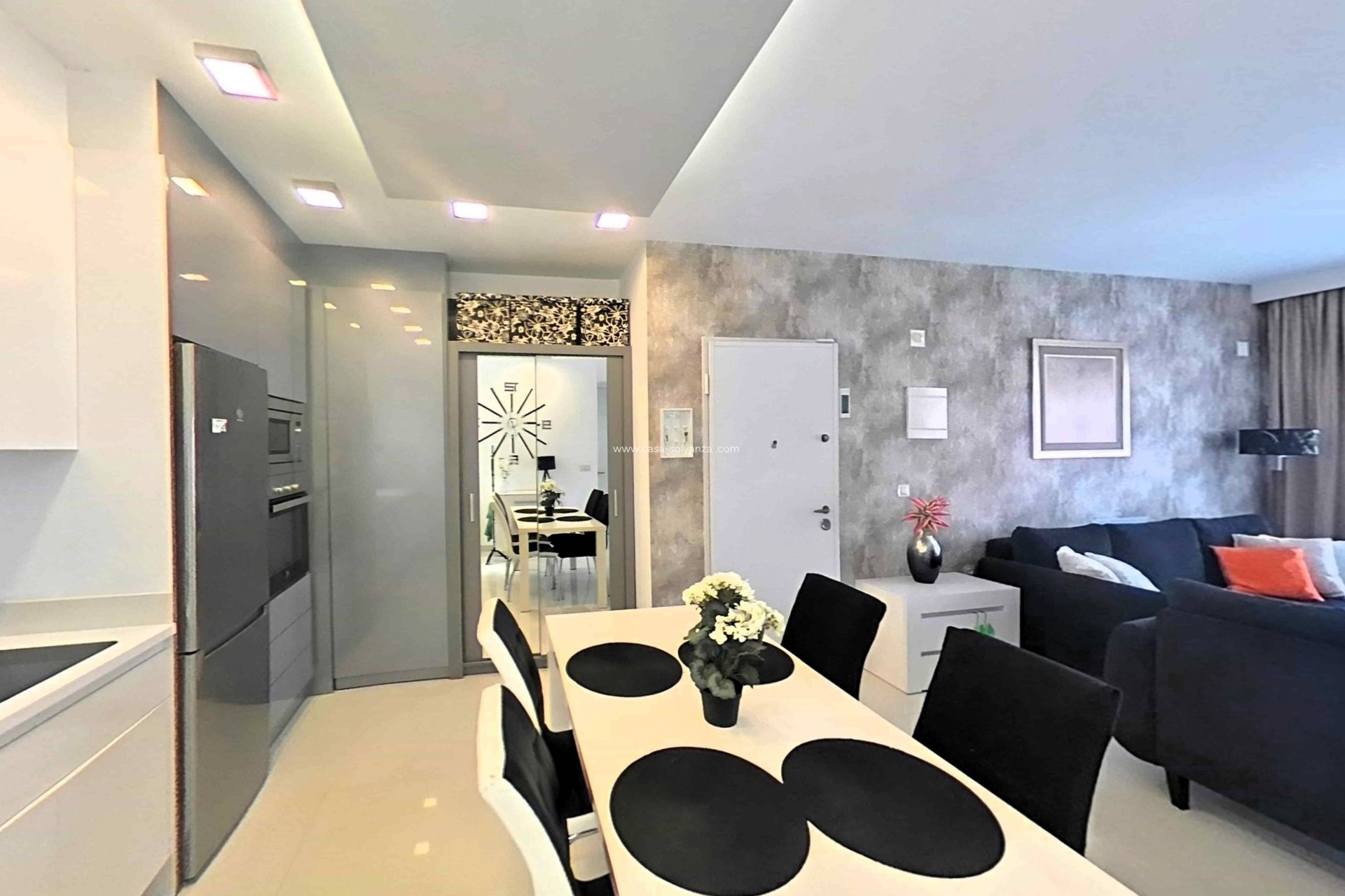 Resale - Apartment / flat - Pilar de la Horadada - La Torre De La Horadada