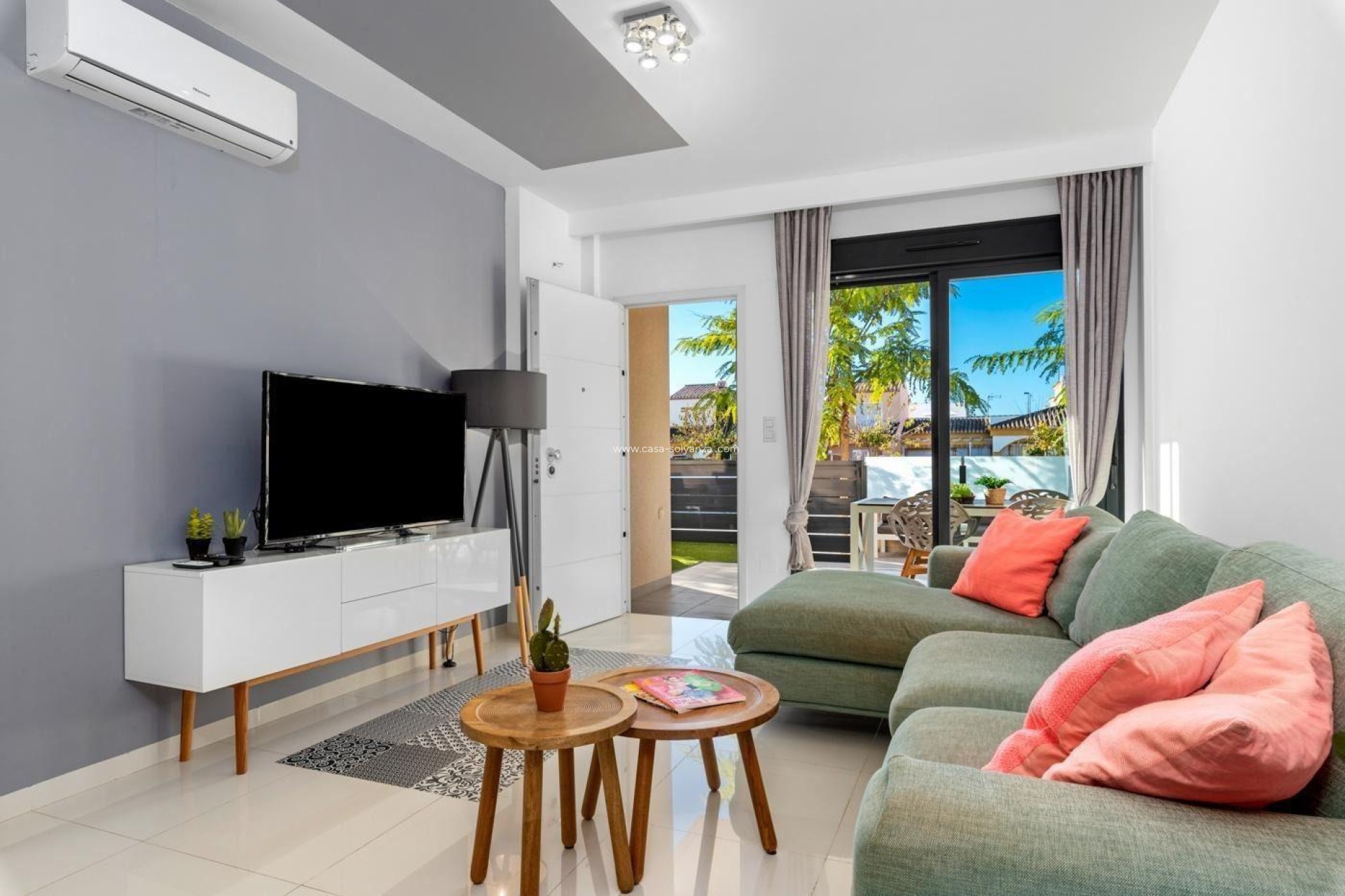 Resale - Apartment / flat - Pilar de la Horadada - Pueblo Latino