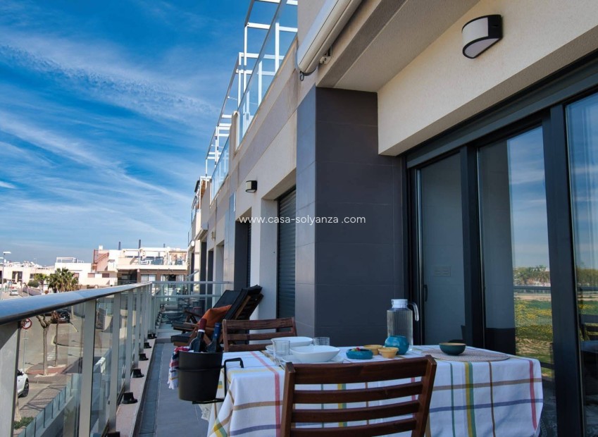 Resale - Apartment / flat - Pilar de la Horadada - Pueblo Latino