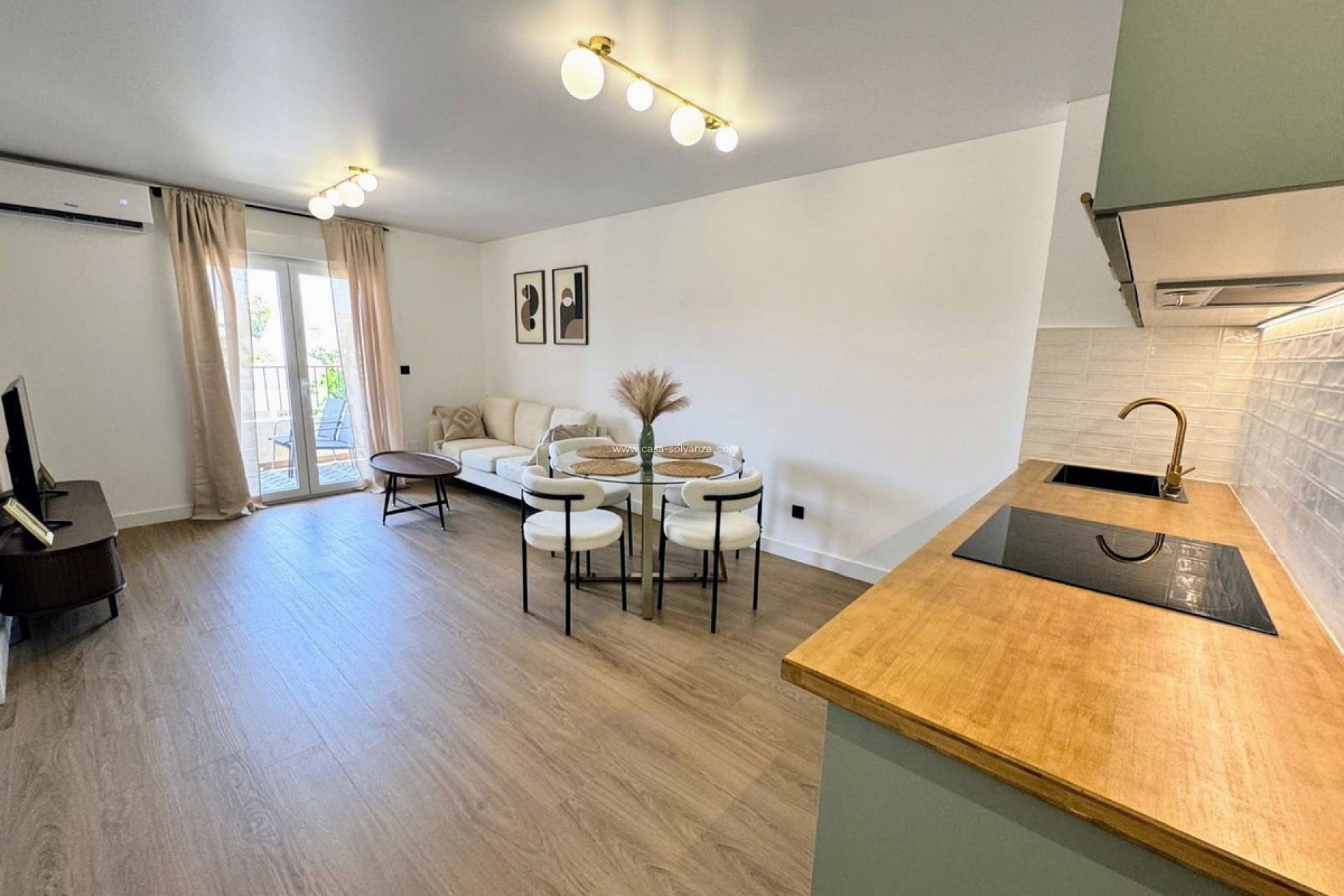 Resale - Apartment / flat - Pilar de la Horadada - Torre de Horadada