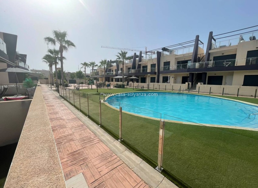 Resale - Apartment / flat - Pilar de la Horadada - Torre de Horadada