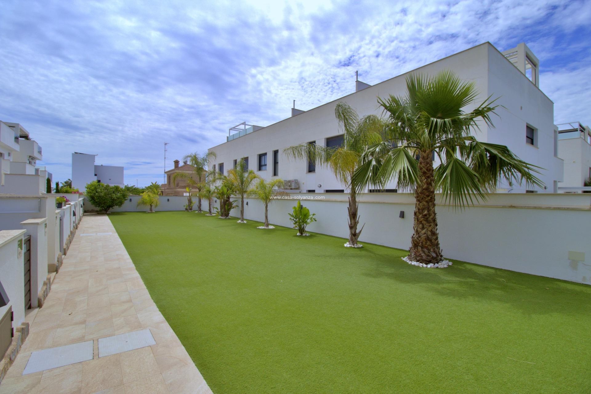 Resale - Apartment / flat - Pilar de la Horadada - Torre de Horadada