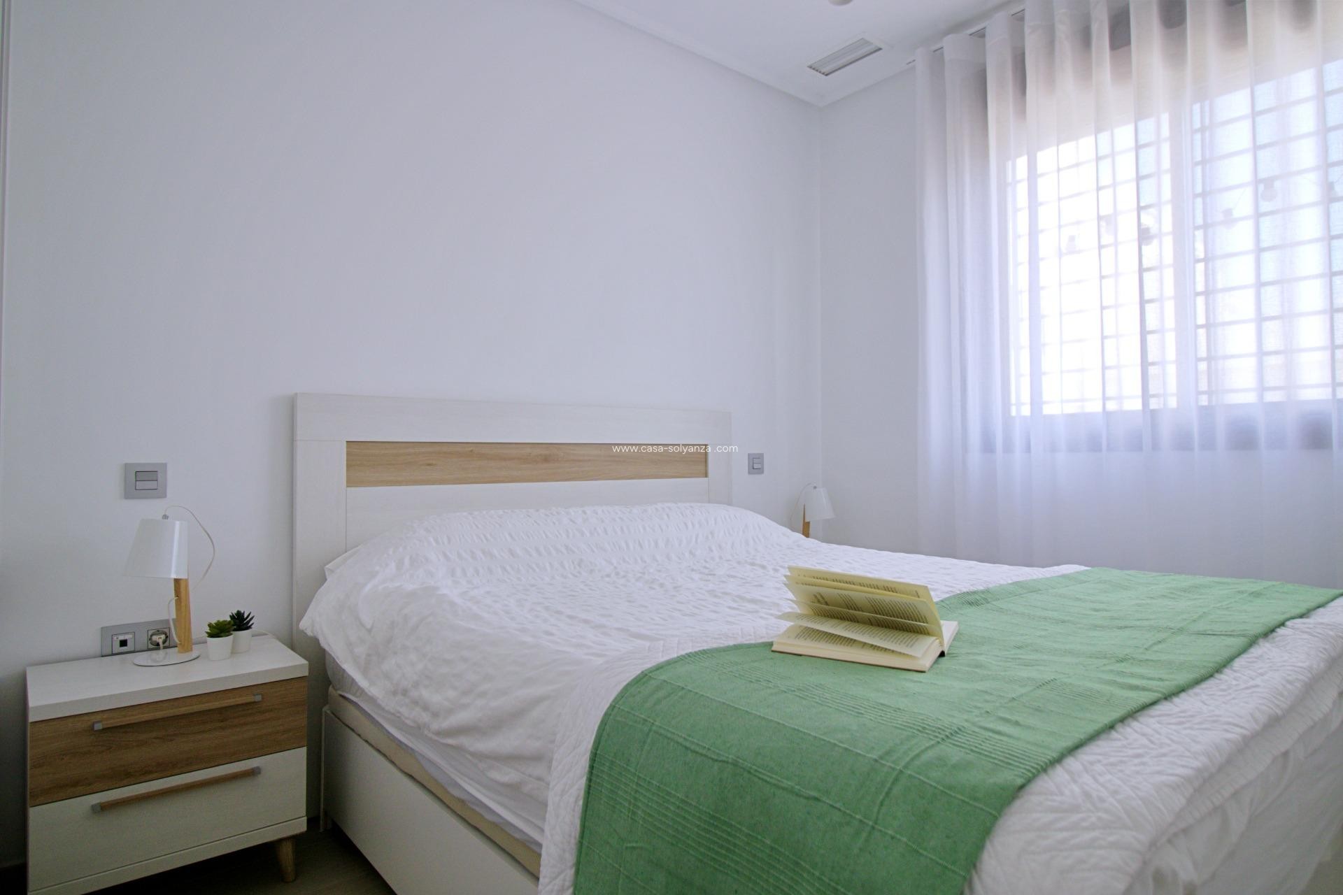 Resale - Apartment / flat - Pilar de la Horadada - Torre de Horadada
