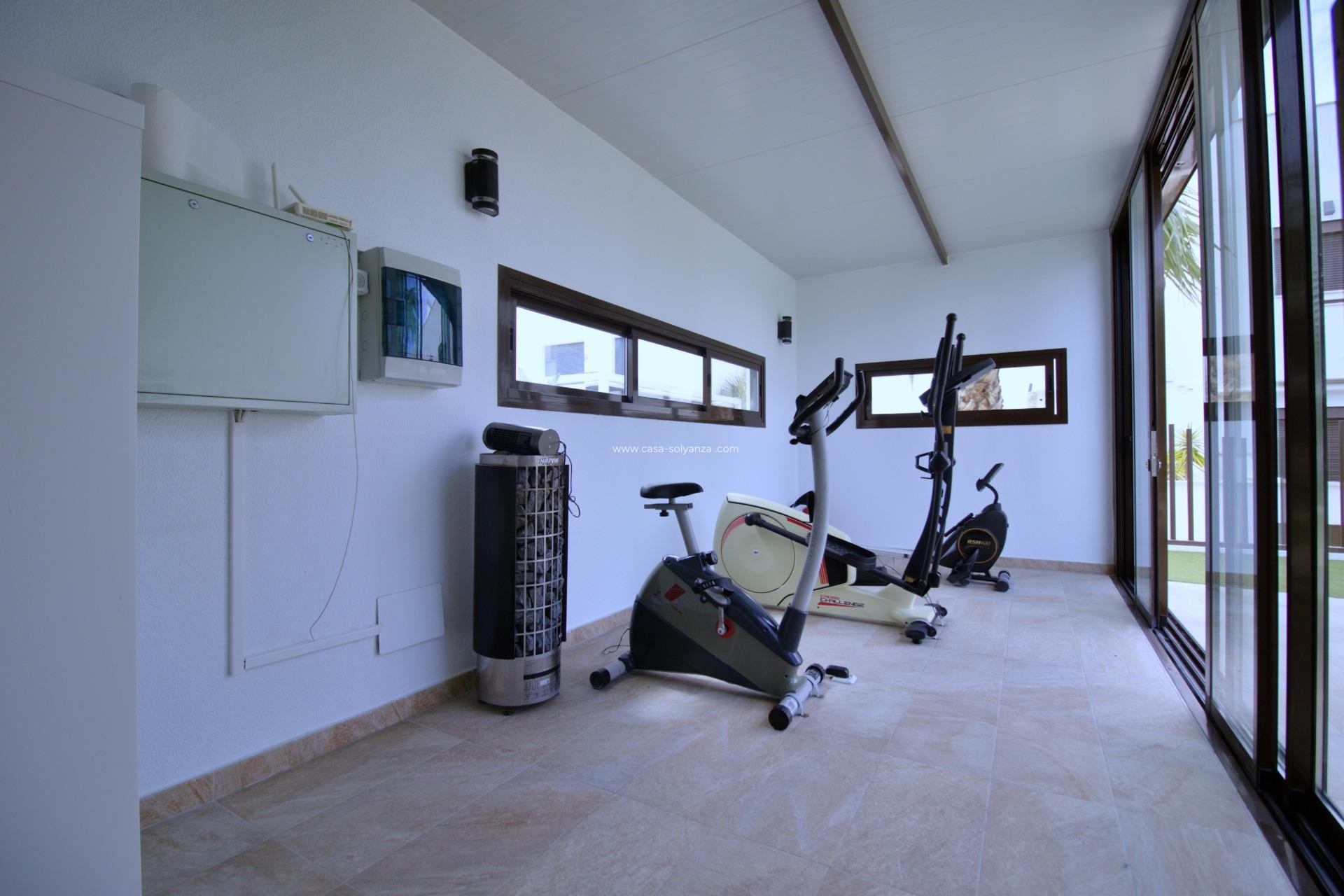 Resale - Apartment / flat - Pilar de la Horadada - Torre de Horadada