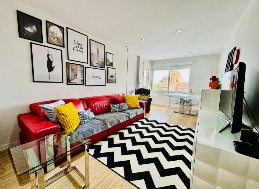 Resale - Apartment / flat - Pilar de la Horadada - Zona Pueblo