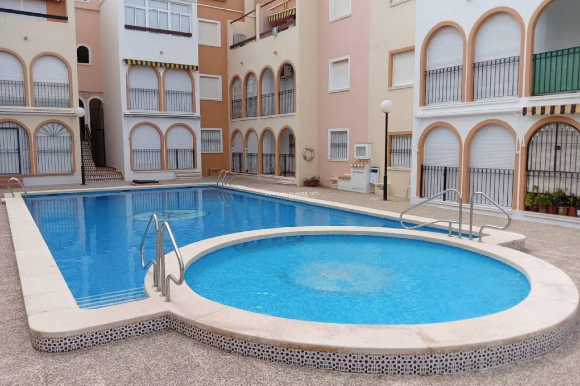 Resale - Apartment / flat - Playa De Los Naufragos - Costa Blanca
