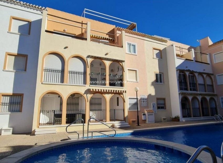 Resale - Apartment / flat - Playa De Los Naufragos - Costa Blanca