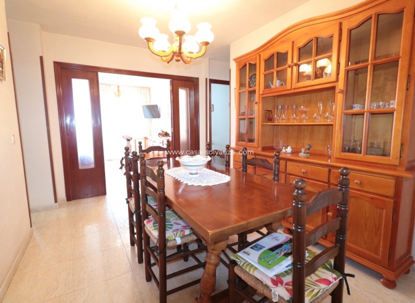 Resale - Apartment / flat - Playa Del Acequion - Costa Blanca