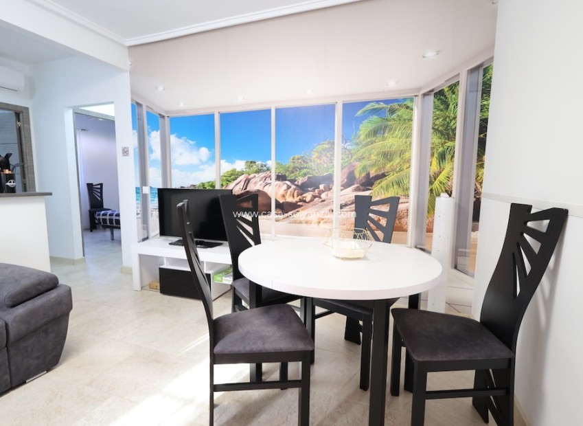 Resale - Apartment / flat - Playa Del Acequion - Costa Blanca
