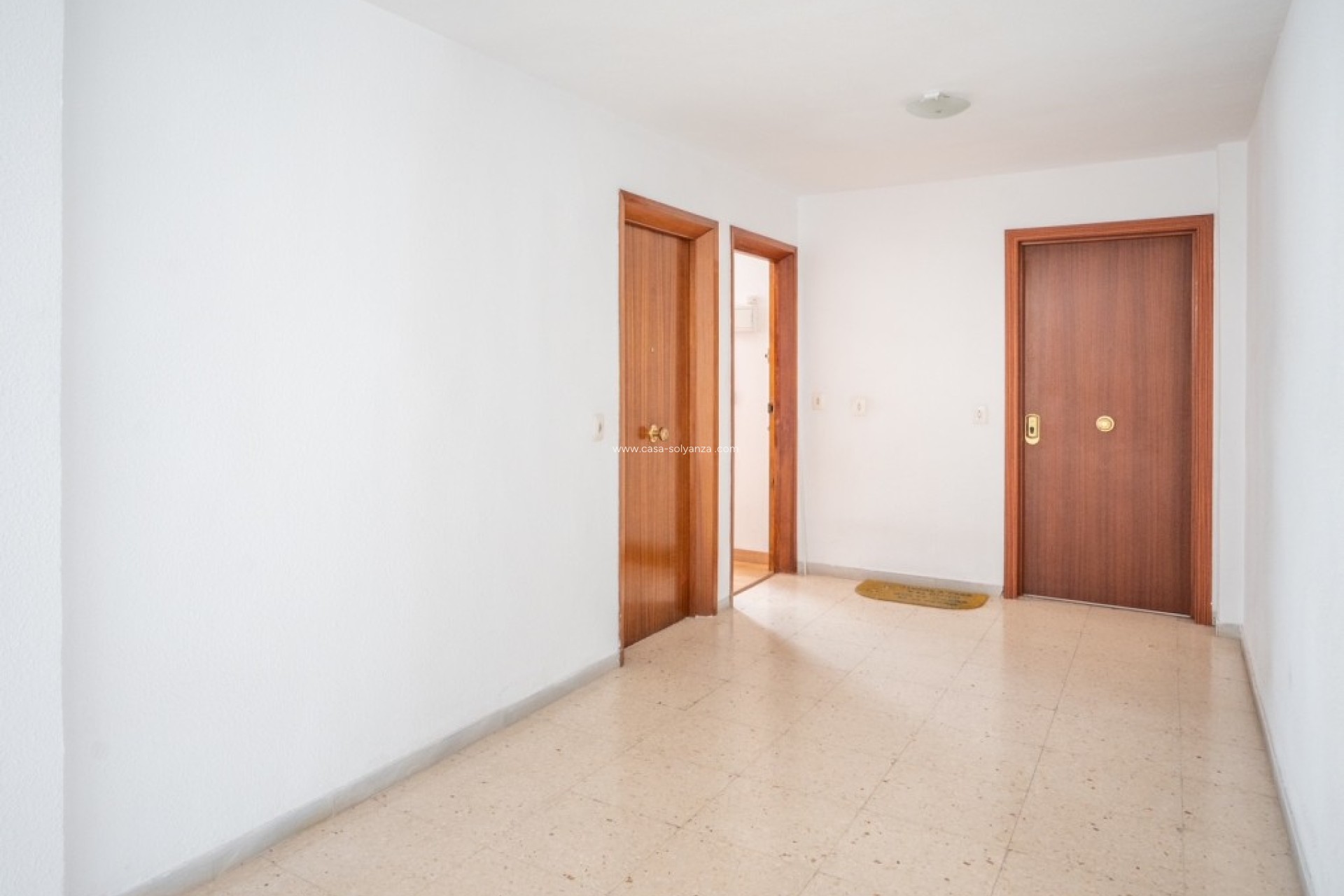 Resale - Apartment / flat - Playa Del Acequion - Costa Blanca