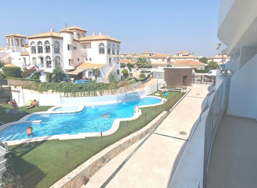 Resale - Apartment / flat - Playa Flamenca - Costa Blanca