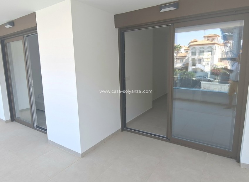 Resale - Apartment / flat - Playa Flamenca - Costa Blanca