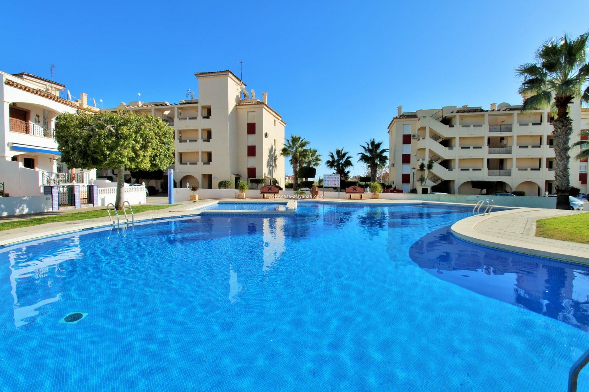 Resale - Apartment / flat - Playa Flamenca