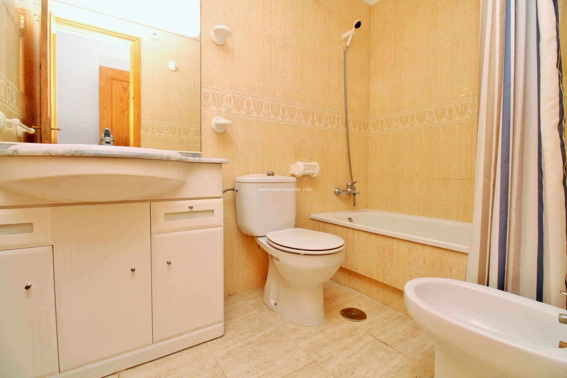 Resale - Apartment / flat - Playa Flamenca