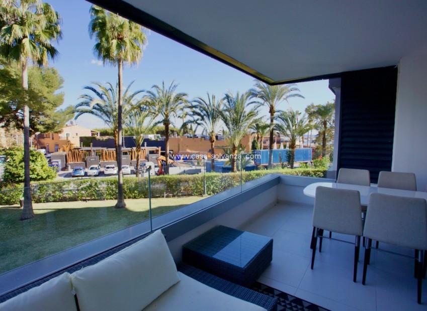 Resale - Apartment / flat - Portals Nous - Calvià