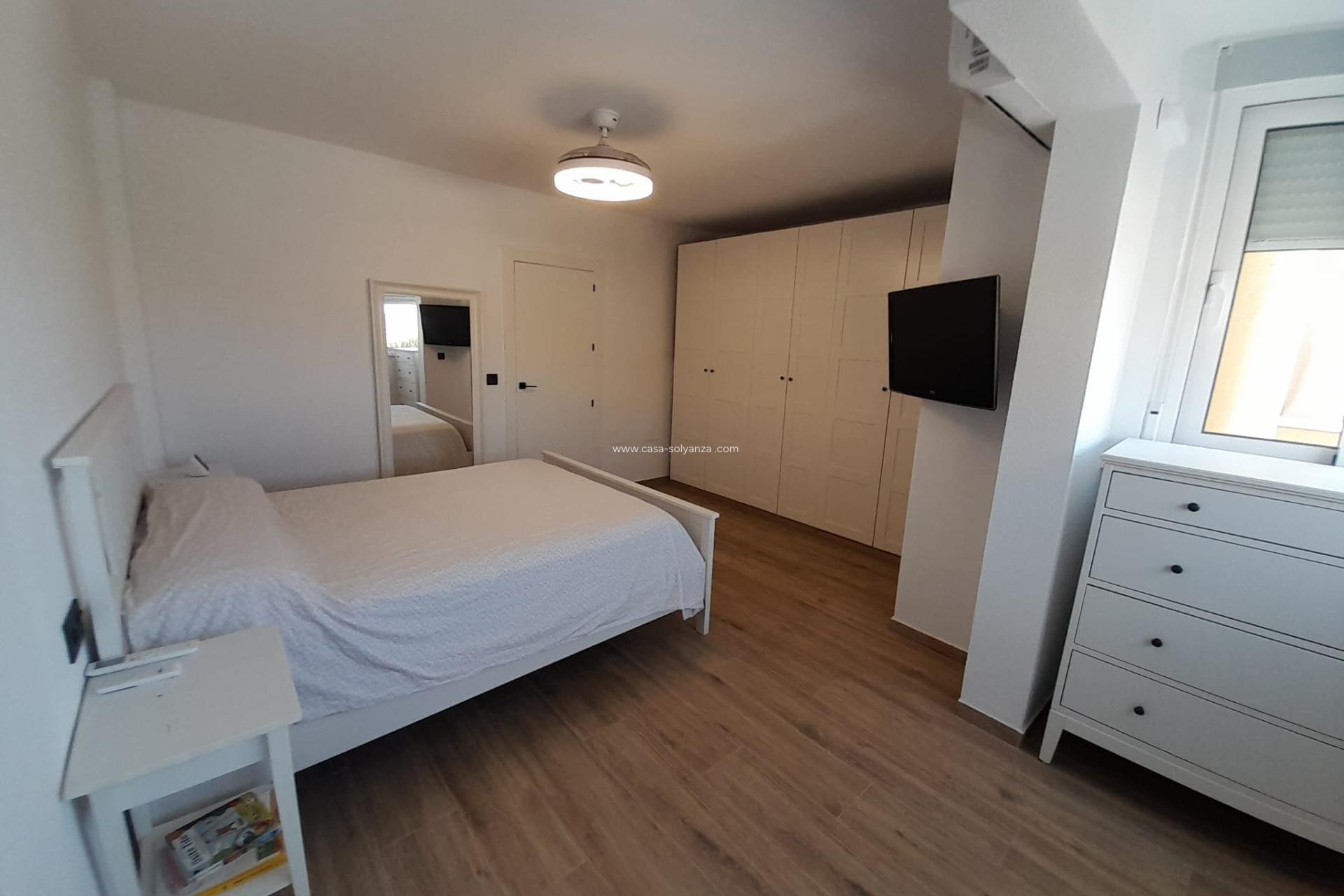 Resale - Apartment / flat - Puerto de Mazarron - El Alcolar