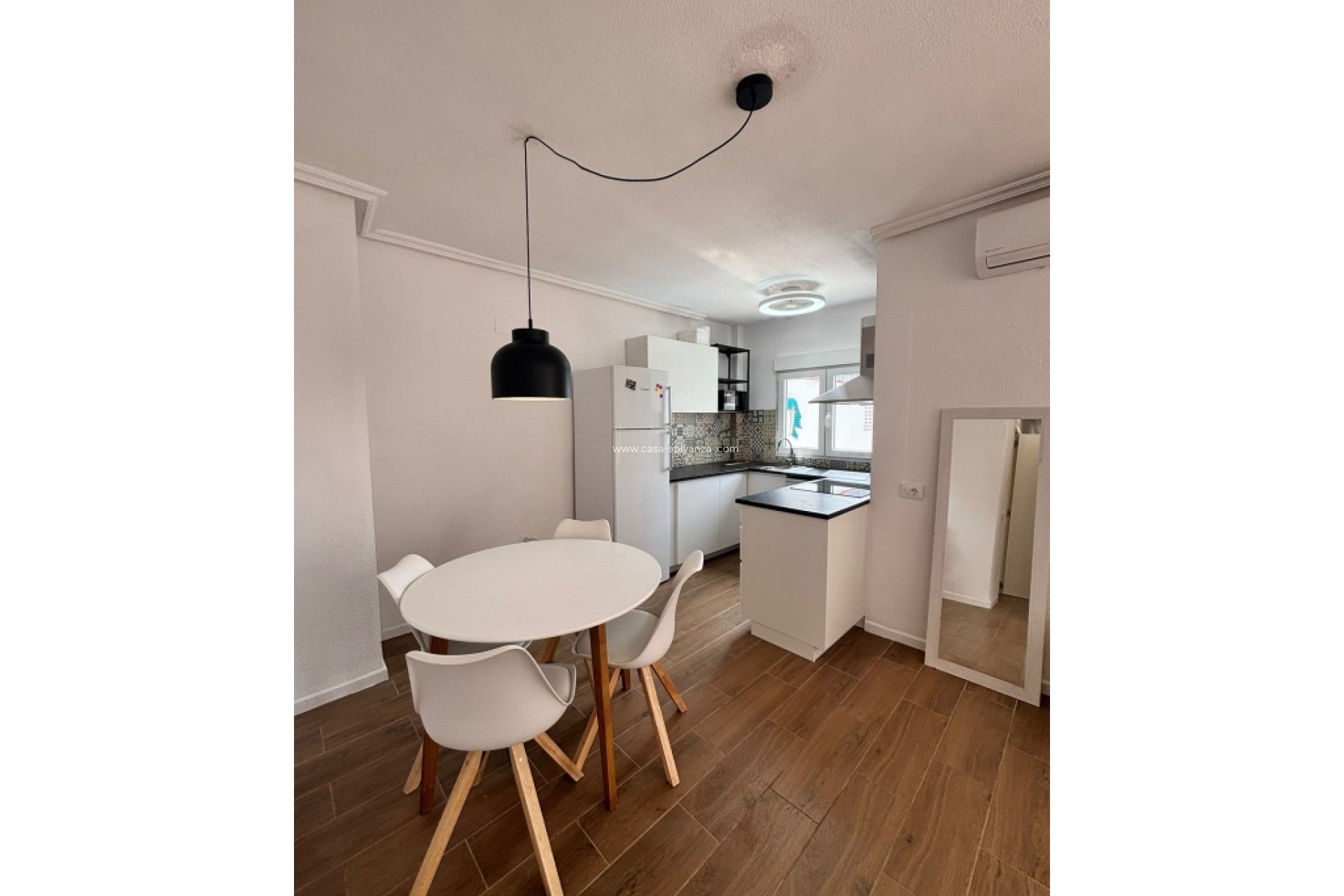 Resale - Apartment / flat - Punta Prima - Costa Blanca