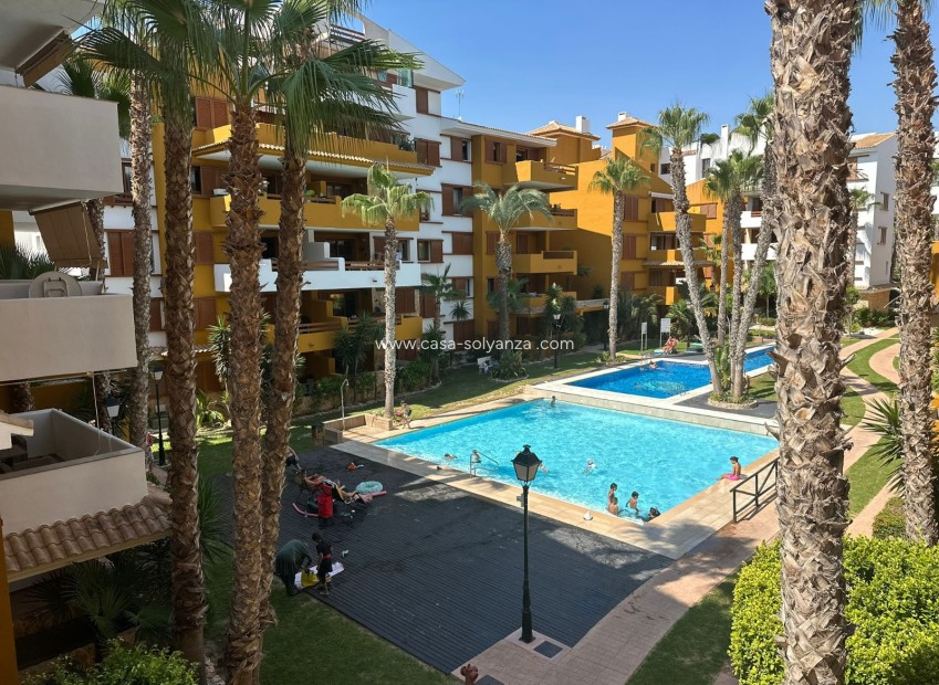 Resale - Apartment / flat - Punta Prima - Costa Blanca