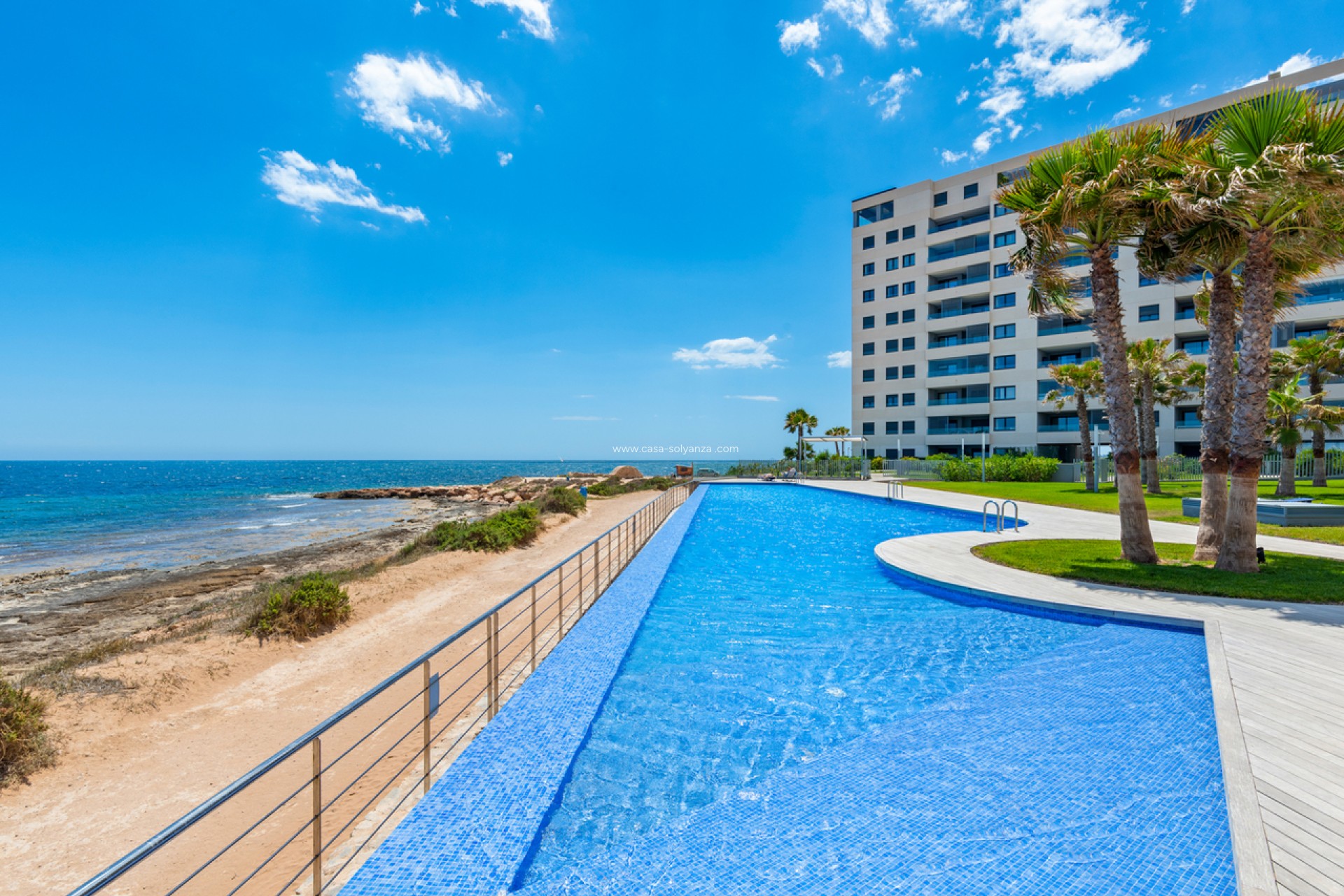Resale - Apartment / flat - Punta Prima - Costa Blanca