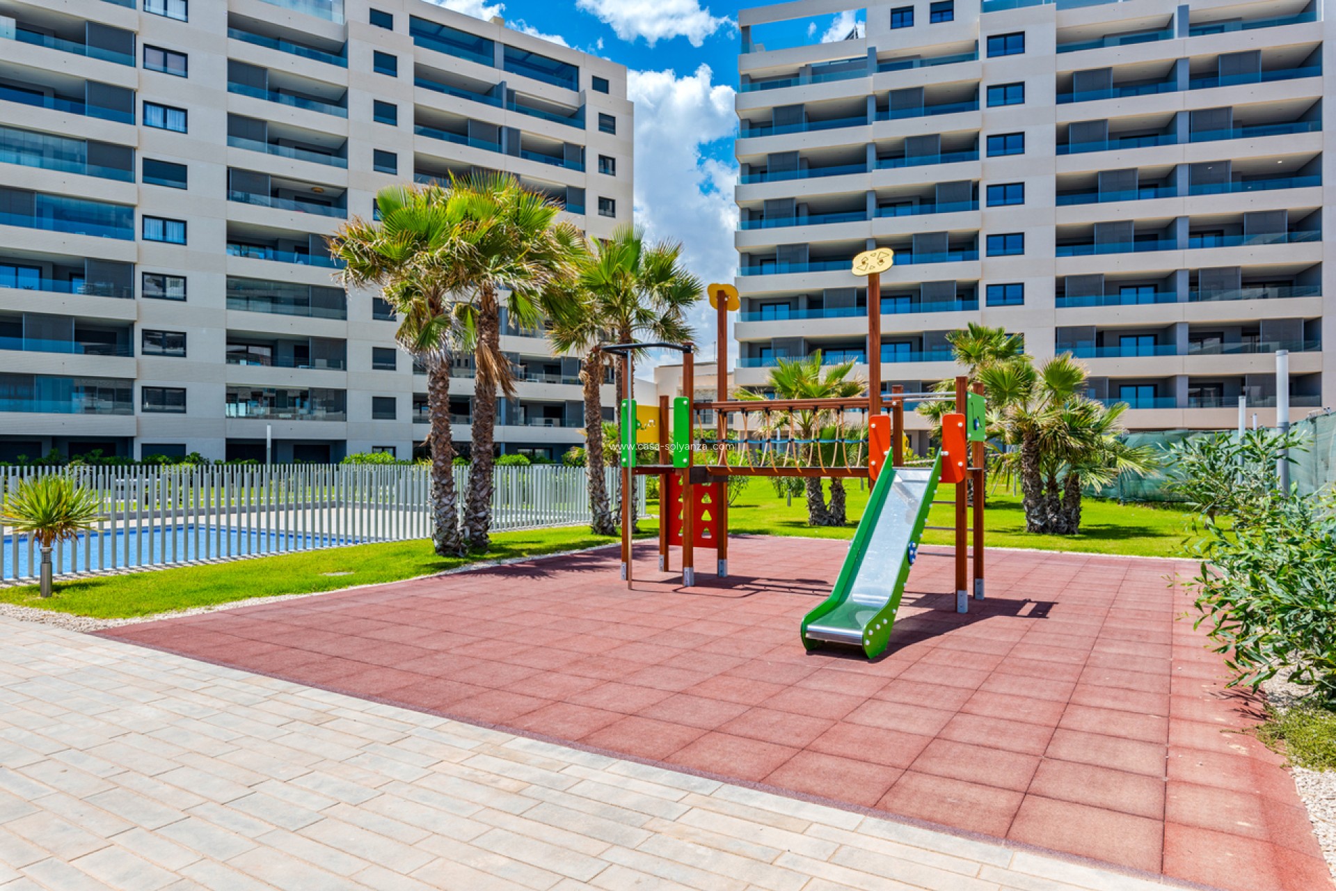 Resale - Apartment / flat - Punta Prima - Costa Blanca