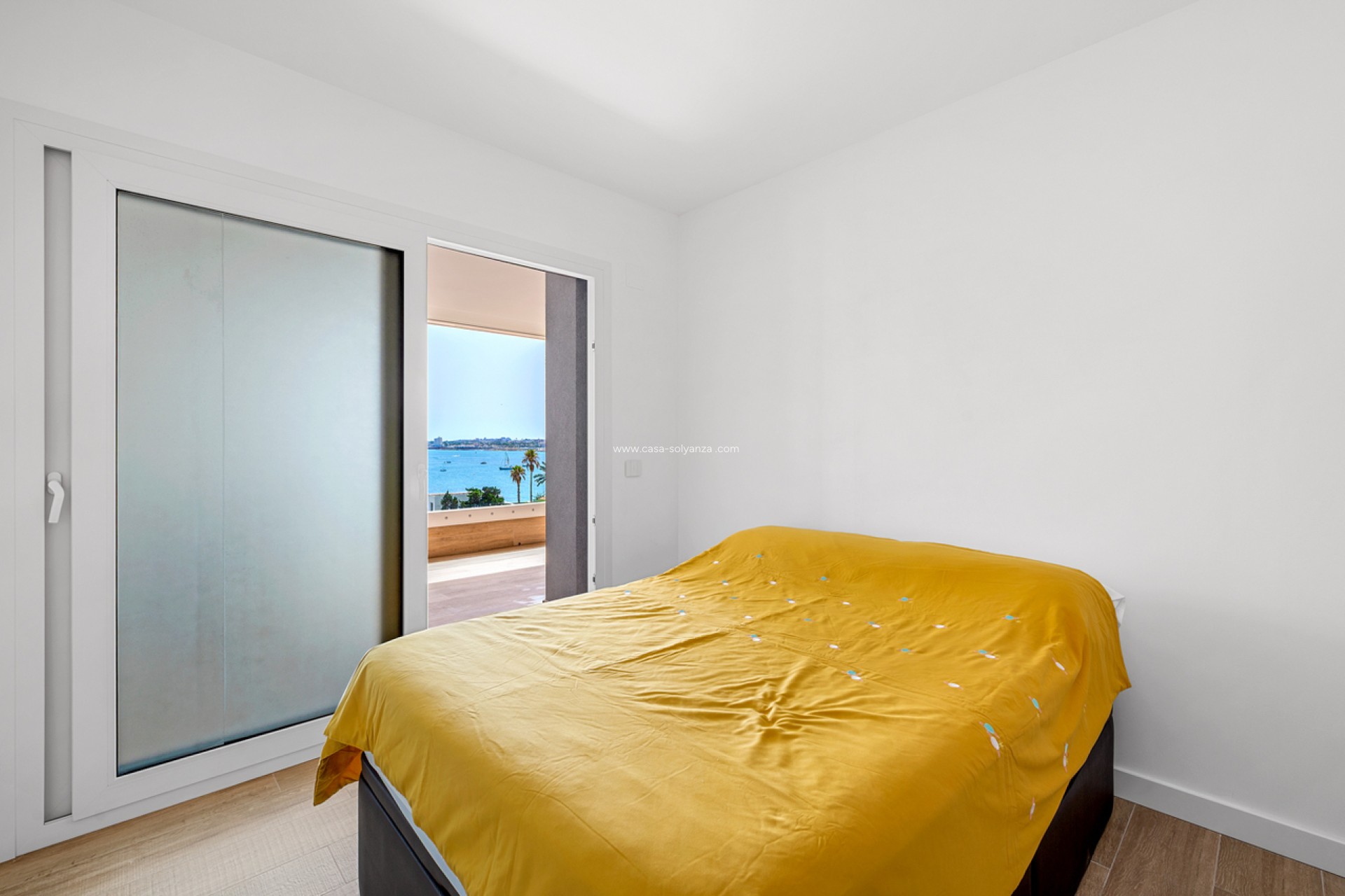 Resale - Apartment / flat - Punta Prima - Costa Blanca
